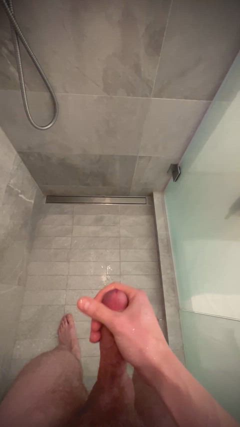 Painting my shower with cum 💦