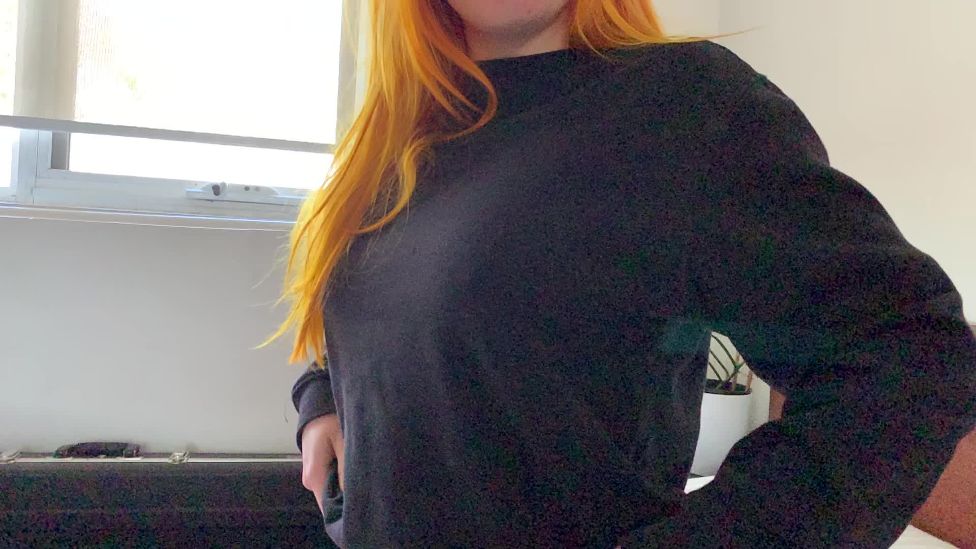 First slow mo titty drop! 🥺