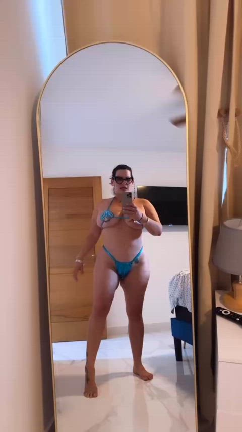 wanna bree a  61f single mom...