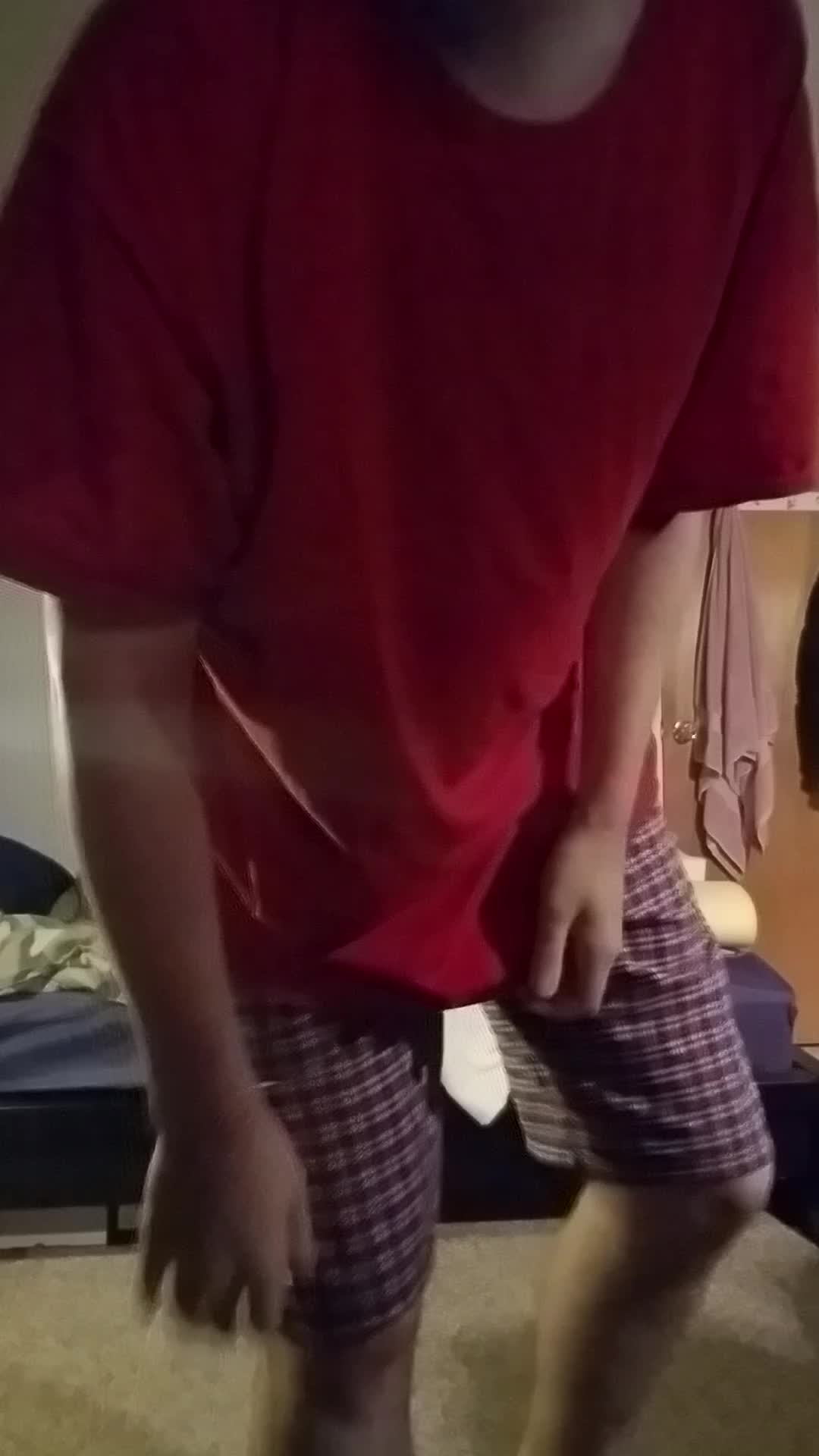 Was asked to strip, but don't know how to be sexy 😂