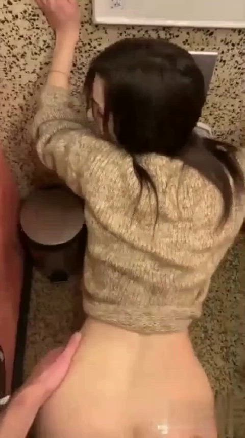 Fucked a Hot Girl at the House Party