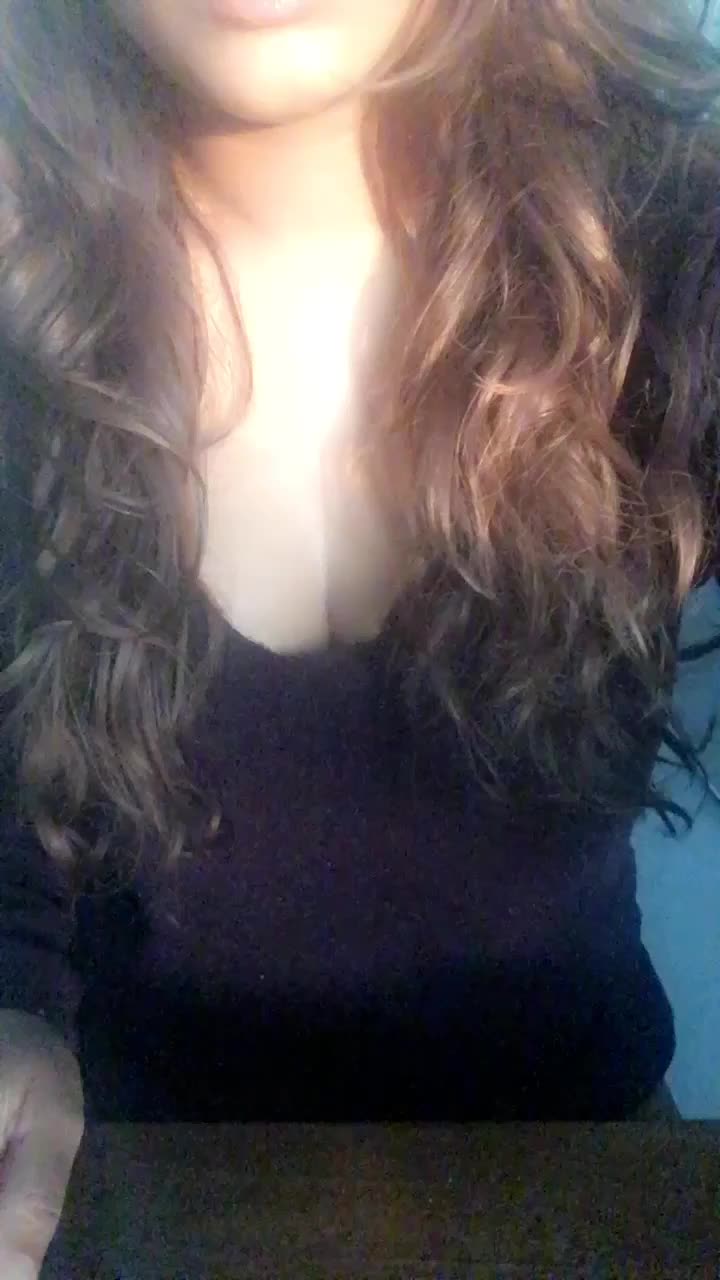 irst ever attempt at stripping on camera 🙊🙈 Please be kind!