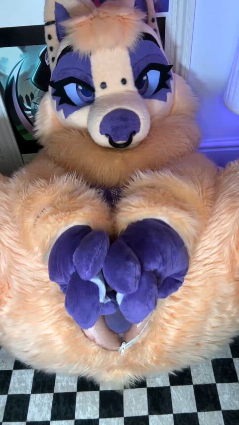 stallions just do it better ;) (juniper, weredog)