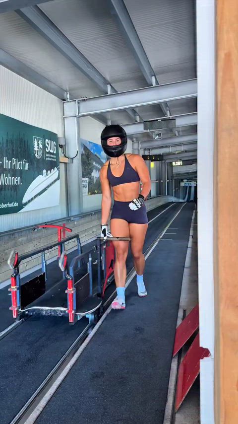 Desi Johnson - Australian Bobsledder