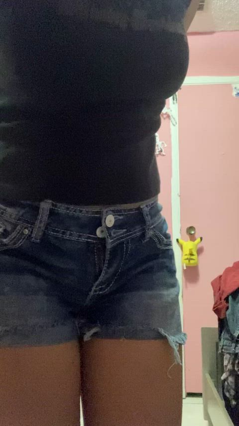 anyone wanna build legos together & fuck after?