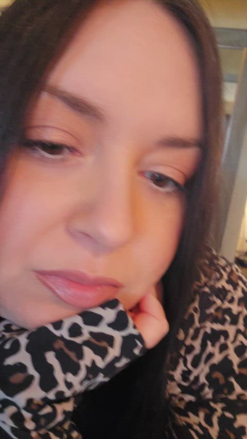 Blurred video preview