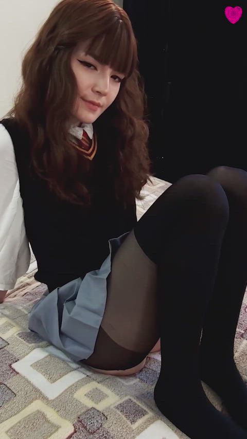 Never thought that Hermione would be such a bad naughty girl
