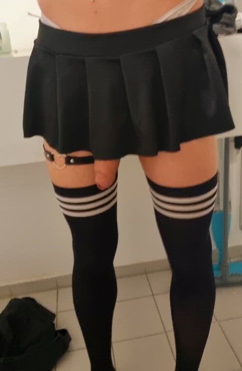 Whoops like like I need a longer skirt 🤭