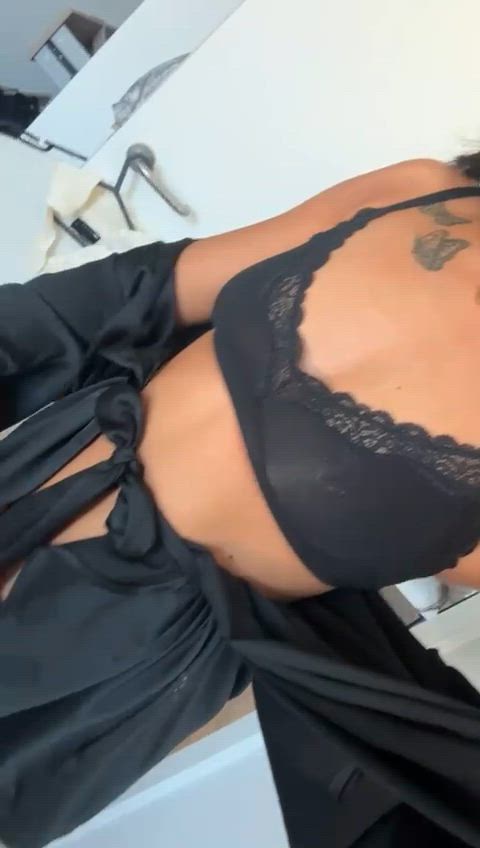 Tell me ur age in the comments n I’ll turn into whatever naughty fantasy u want