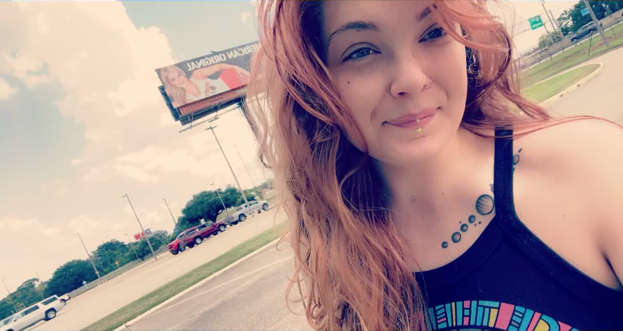 Outdoor Titty Bounce 💕