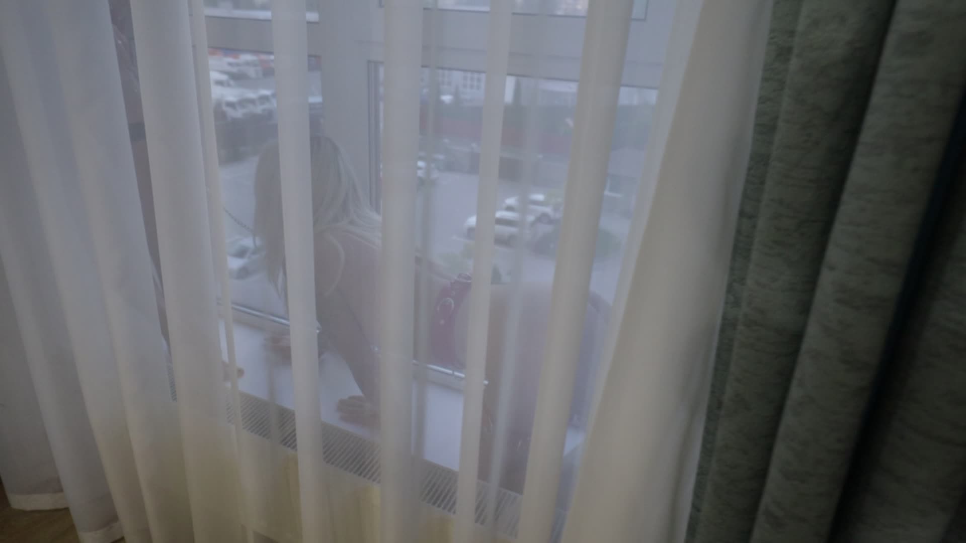 I told my pet to eat me while everyone watches