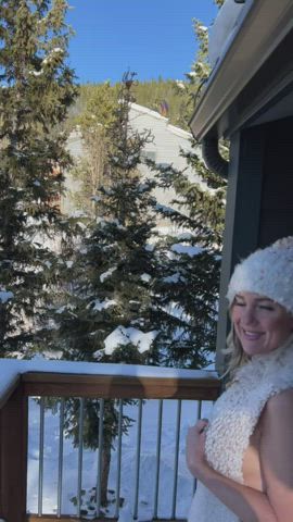 Giving the workers a show