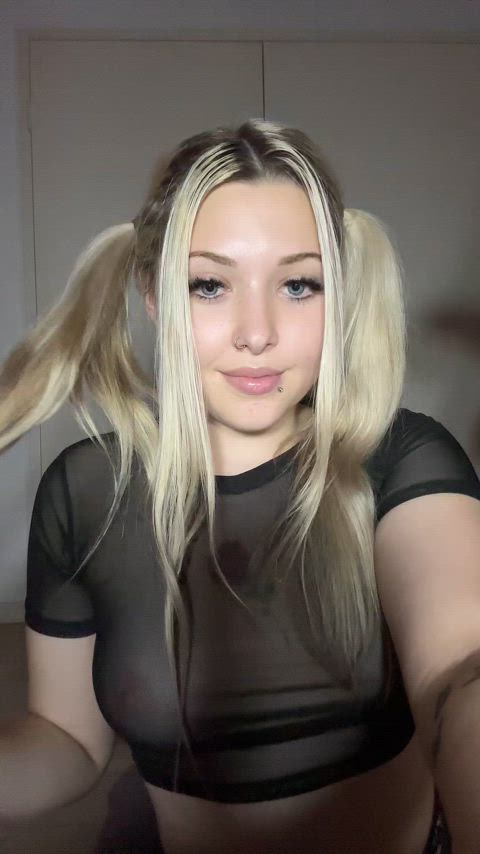 GOD DAMN thats hot as fuck!!!