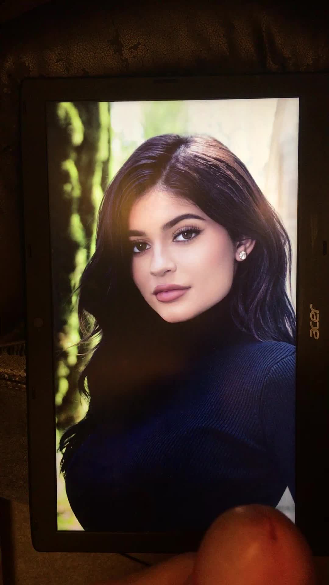 Kylie Jenner Tribute