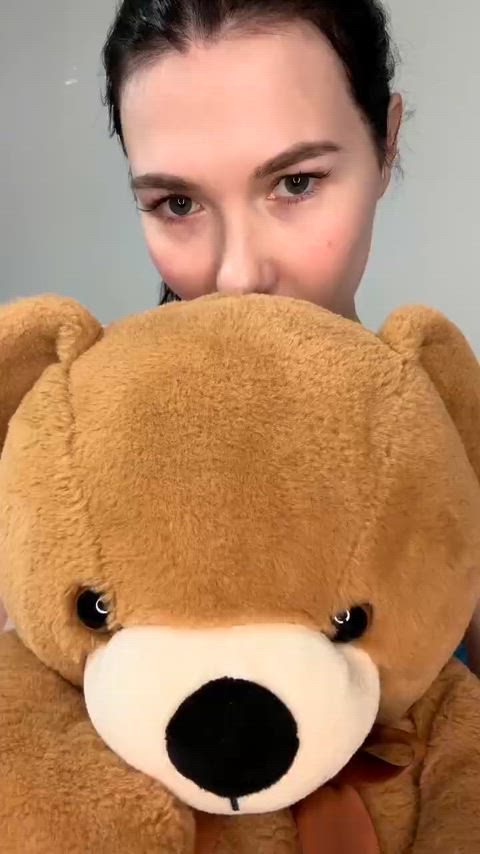 One look and you’re already mine