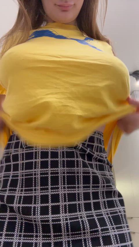 My puffies can’t stay hidden