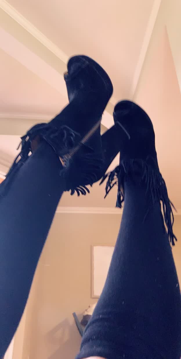 😻