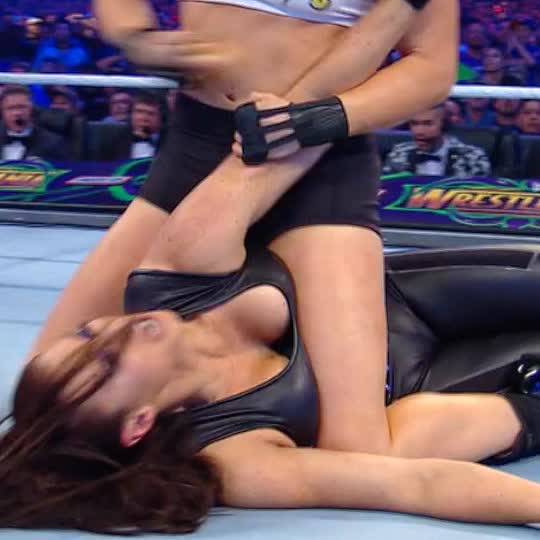 Ronda about to dominate Steph