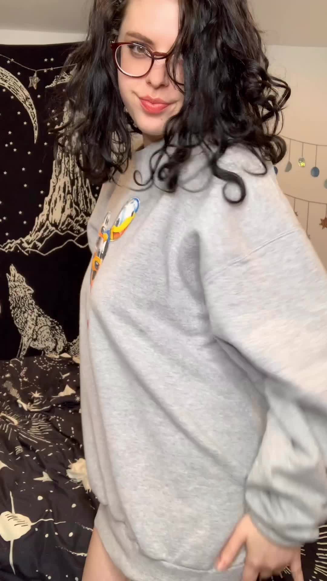 Hope you like my disney sweater :) although I'm sure you prefer when it's off