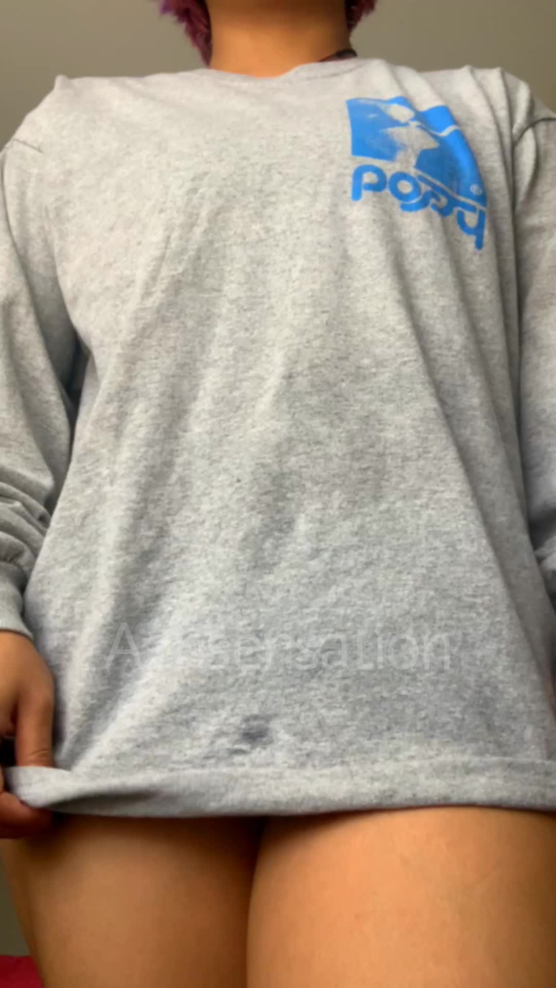 titty drop Tuesday 😘