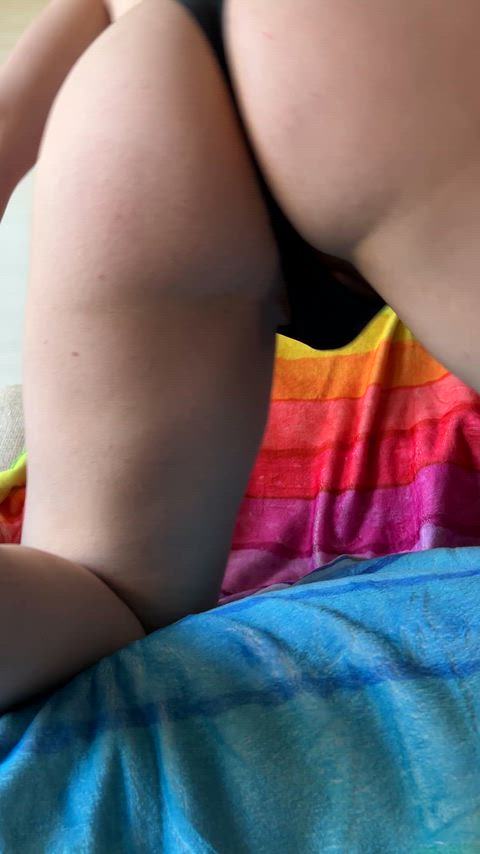 I shake it so confidently but I'm a virgin :0