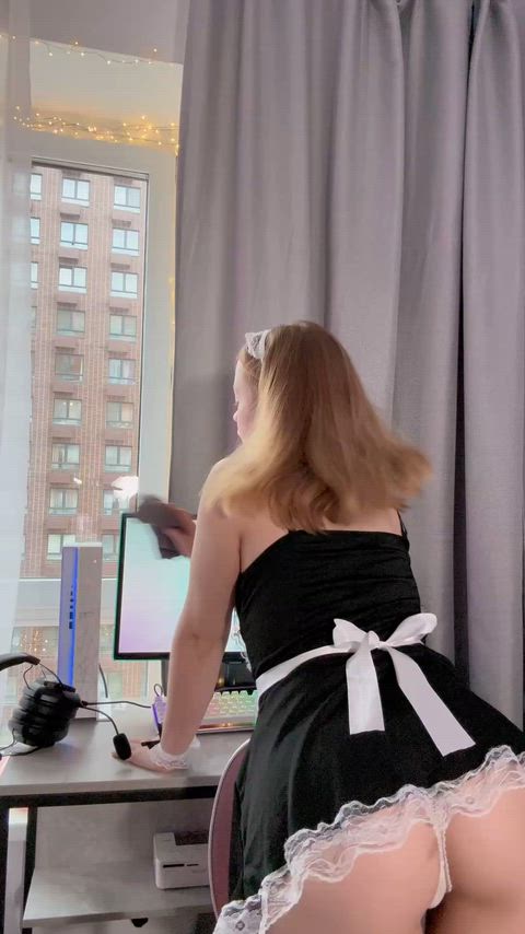 i'll take ur mind off the PC