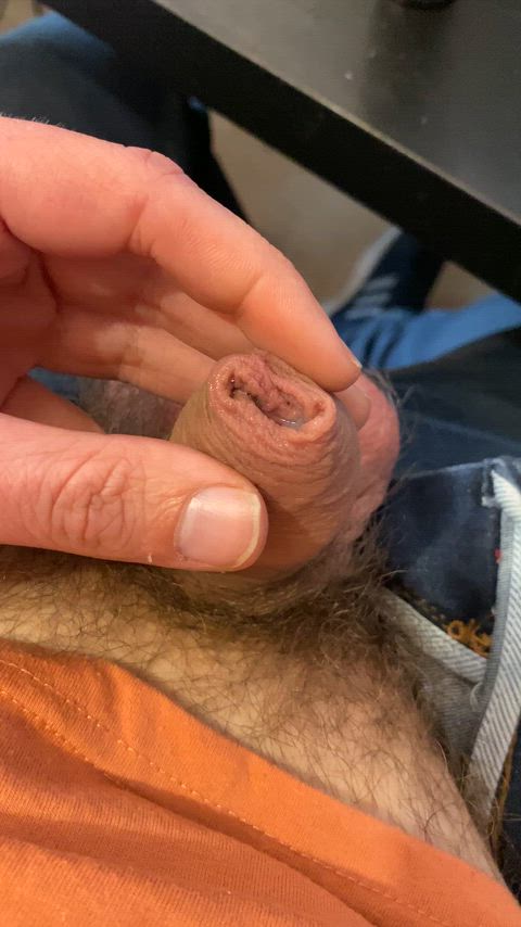 Overflowing while scrolling reddit [30]