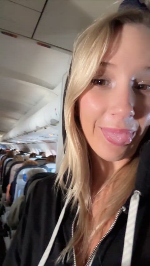 Flying sucks… flashing helps 💖