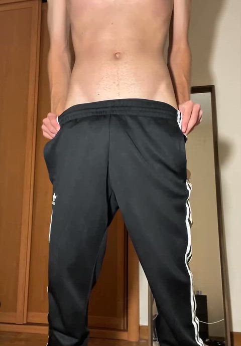 Suck me after the gym (age 19)