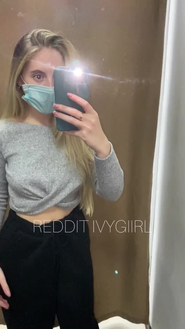 Wanna have fun in dressing room? OF: nightivy