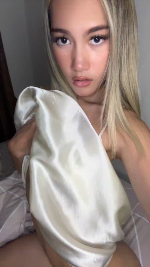 Think your dick could handle me bouncing like this?