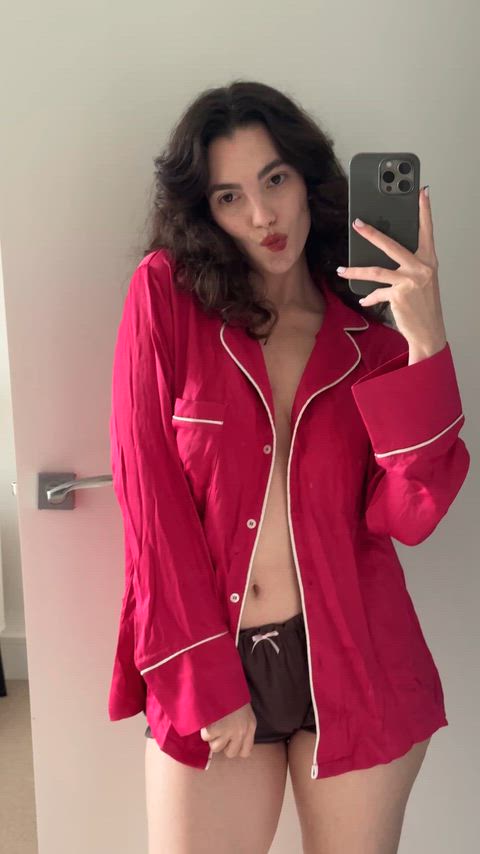 Do some men genuinely prefer saggy breasts like mine?