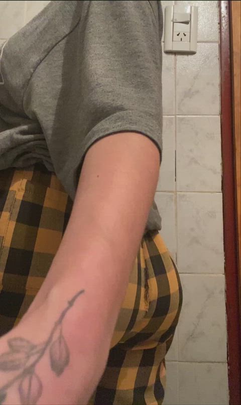 would you stretch my ass till my legs start to shake but I keep begging for more