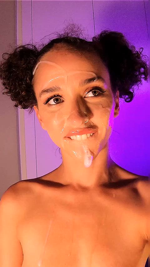 GeishaKyd loves a slo mo facial!