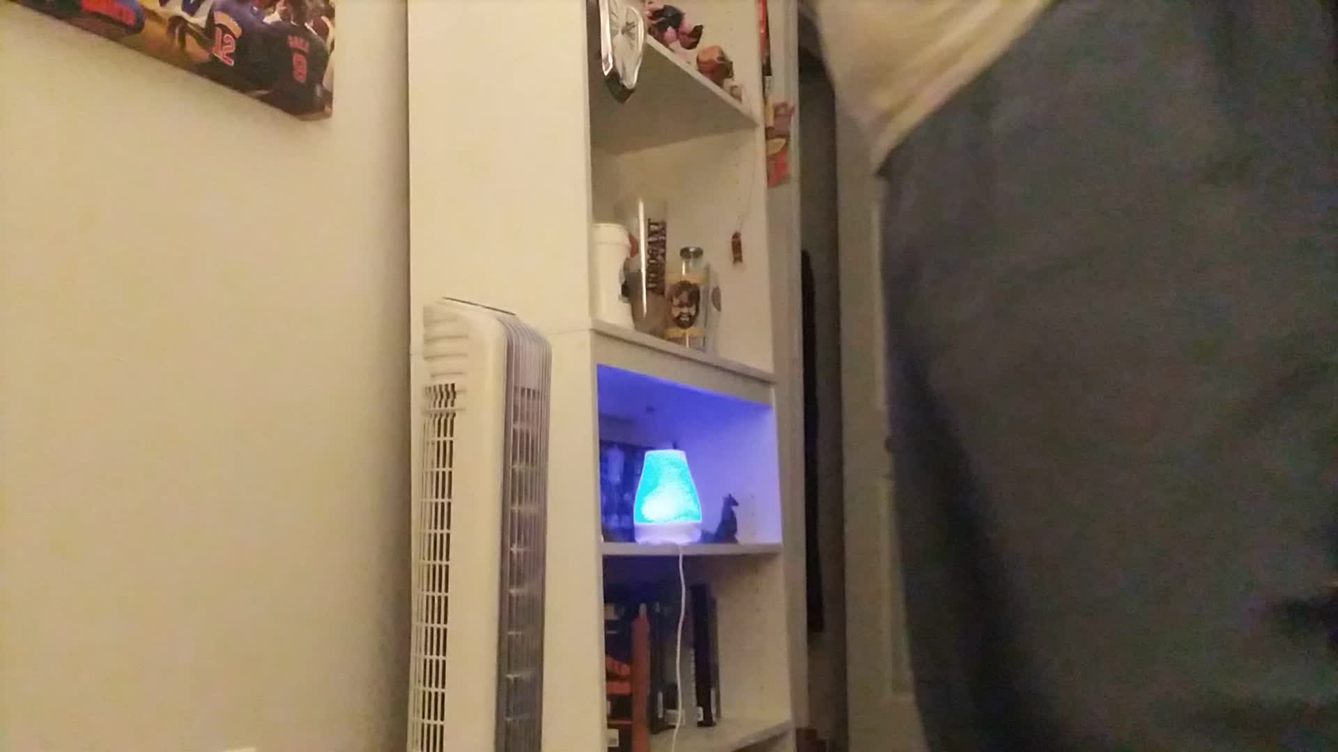 Just a lil reveal and tease of this big butt ;)