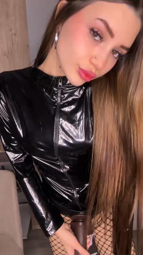 I bet you wanna be my slut