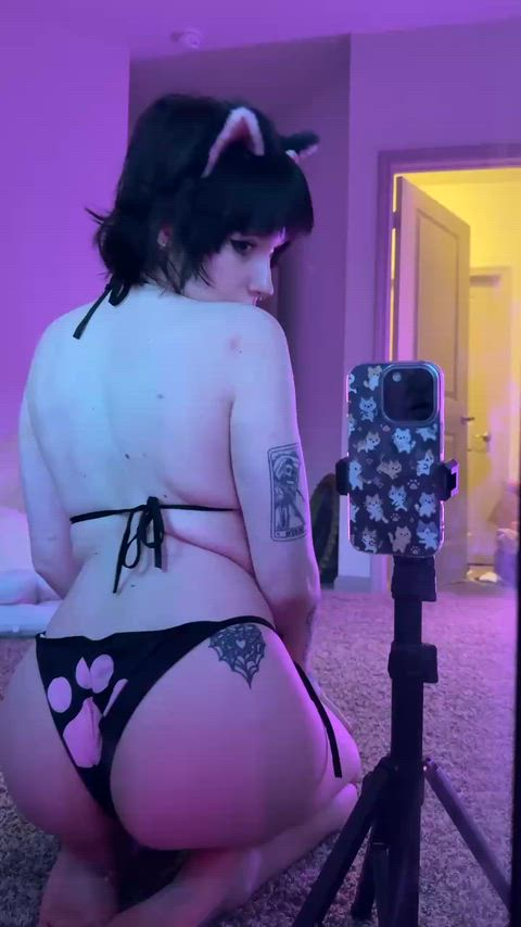 Best pose for u to fuck me in