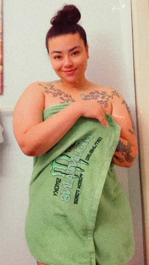 I’ll be your naughty thick toy all night long