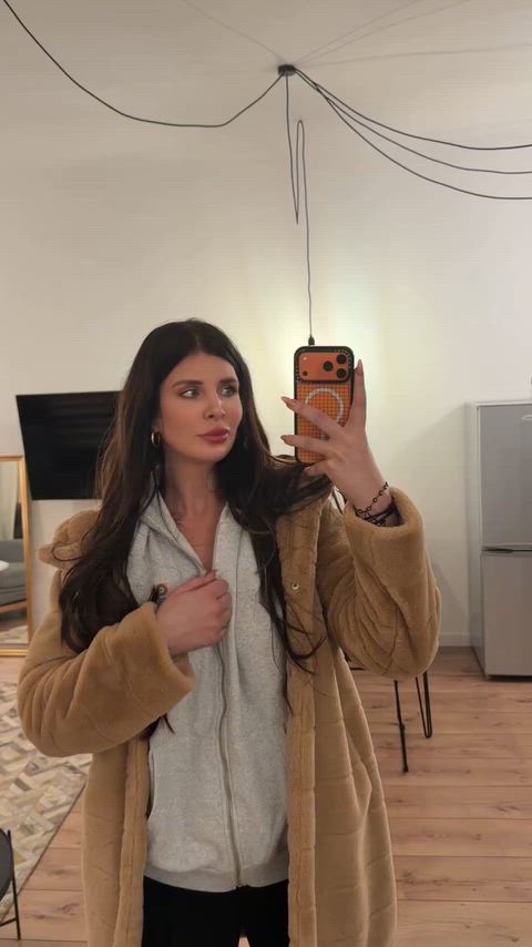 Am i a MILF you would fuck