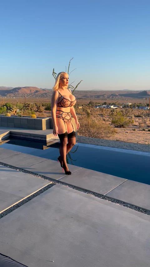 I love how the bottoms glow in the right lighting!!!!