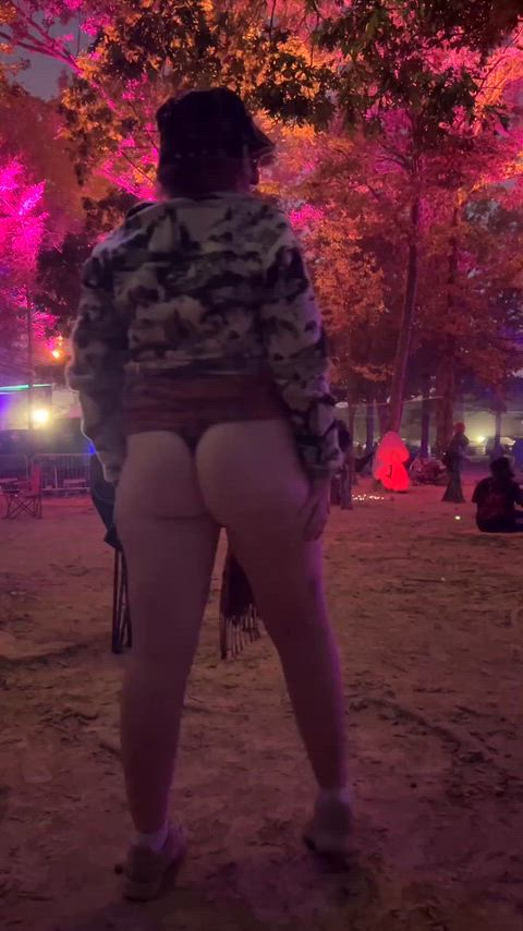 Do you prefer thick girls?