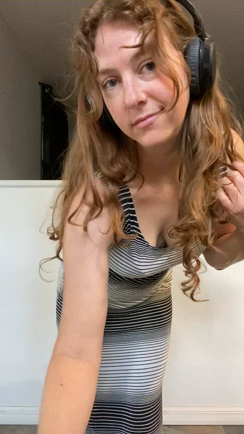 Hairy babes are the best in bed…so I’ve heard