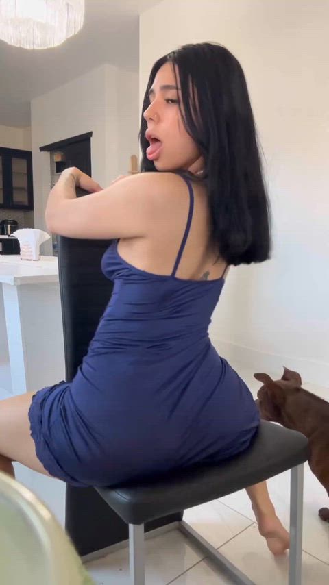 Your cum should be dripping from my tongue