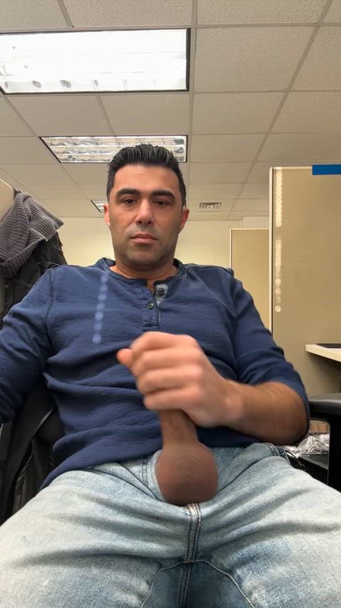 I can't figure out why my female coworkers keep coming to my desk with "questions".