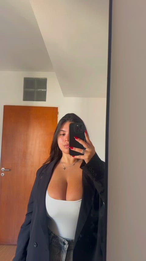 Is it okay i've never kissed a guy