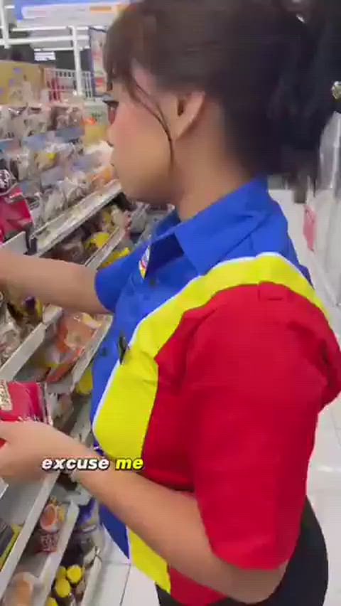 Store girl fucked in the restroom