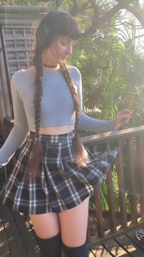 Blurred video preview
