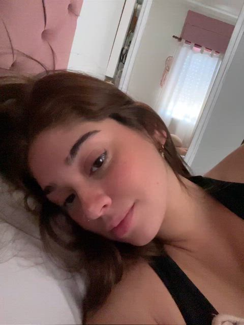 Are you gonna creampie my gorgeous face? 18F