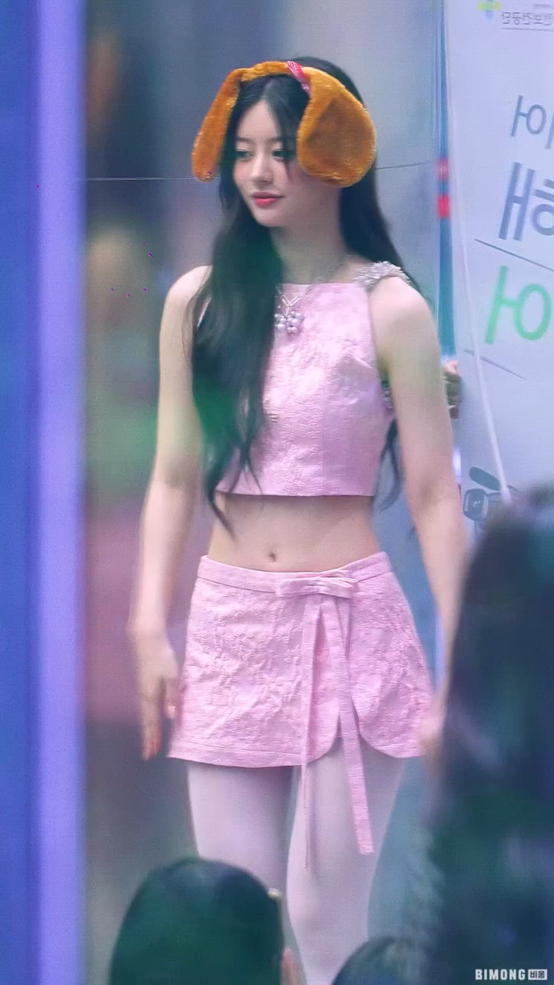 ILLIT - Minju