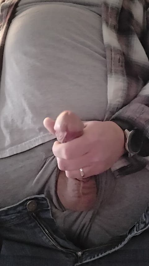 [40] Dripping for days...